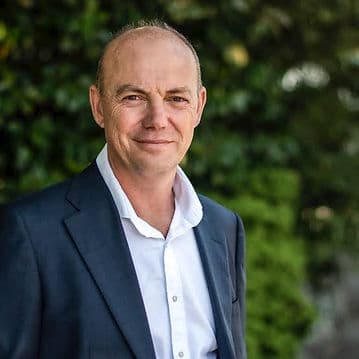 Associate Professor Malcolm Legget